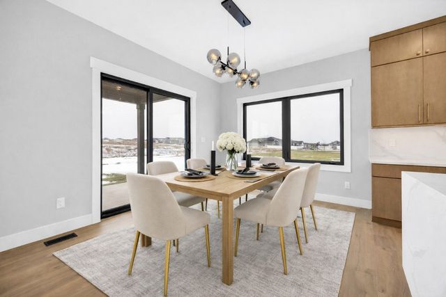 1526 Heartland Street, Fairfax, IA 52228