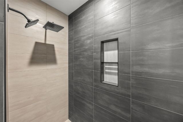 1526 Heartland Street, Fairfax, IA 52228