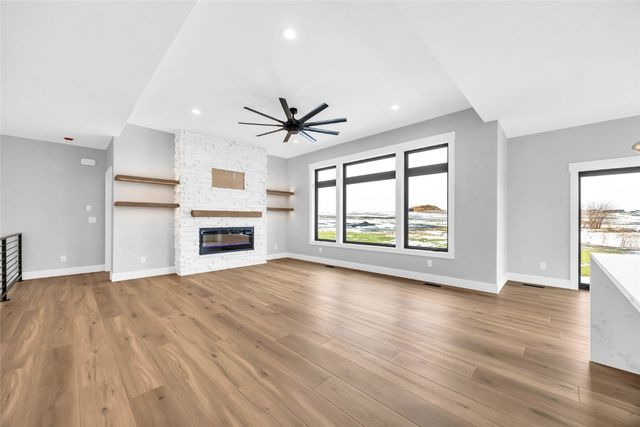 1526 Heartland Street, Fairfax, IA 52228