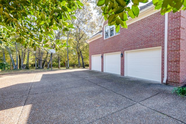 5154 Hereford Ct, Brentwood, TN 37027