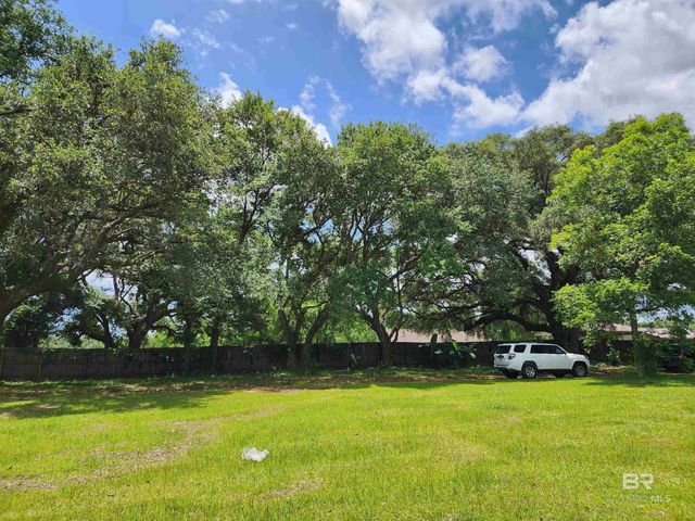 8560 SADIE Court, Grand Bay, AL 36541