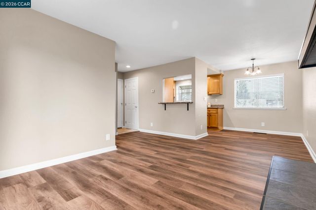 2827 Monument Blvd 21, Concord, CA 94520