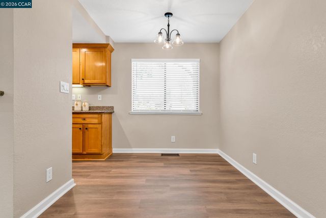 2827 Monument Blvd 21, Concord, CA 94520