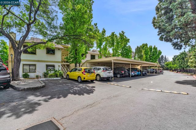 2827 Monument Blvd 21, Concord, CA 94520