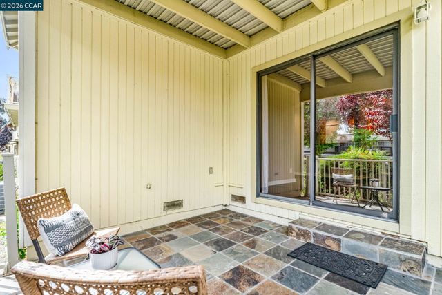 2827 Monument Blvd 21, Concord, CA 94520