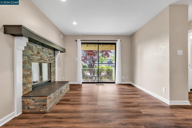 2827 Monument Blvd 21, Concord, CA 94520