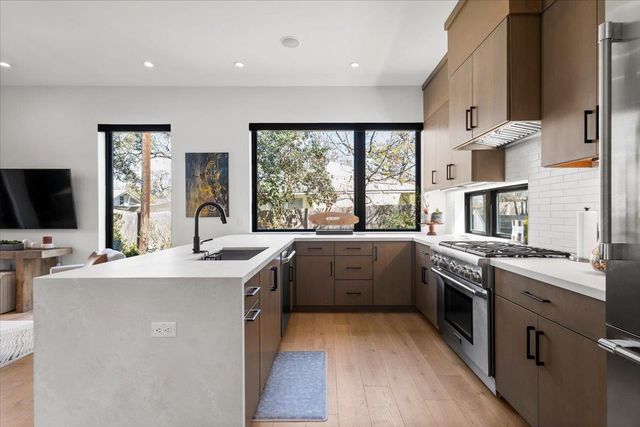 1225 Hillside Ave 4, Austin, TX 78704