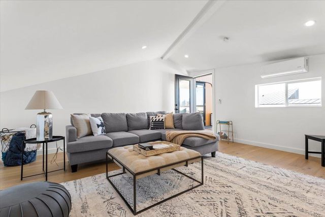 1225 Hillside Ave 4, Austin, TX 78704