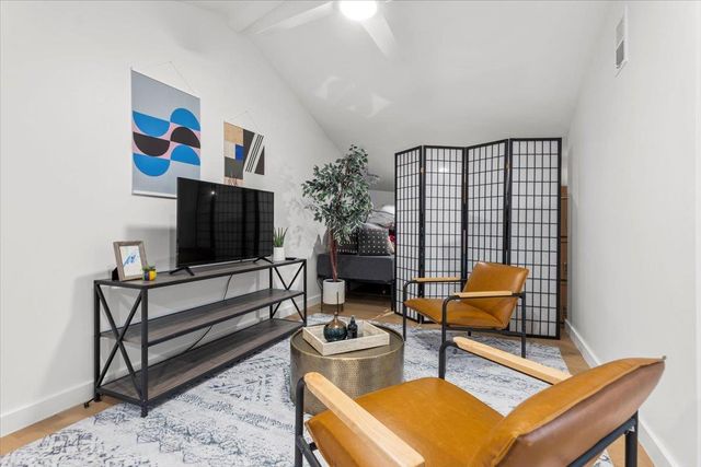 1225 Hillside Ave 4, Austin, TX 78704