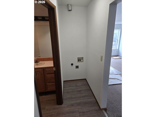 316 N HIGHWAY 101, Rockaway Beach, OR 97136