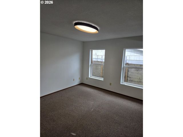 316 N HIGHWAY 101, Rockaway Beach, OR 97136