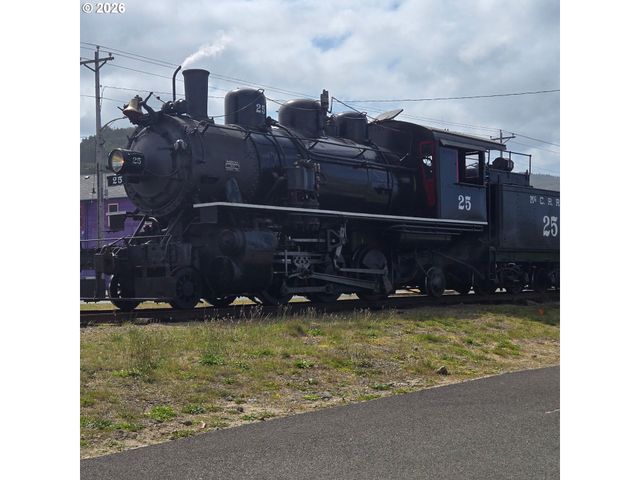 316 N HIGHWAY 101, Rockaway Beach, OR 97136