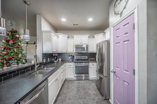 1160 Partridge Place, Choctaw, OK 73020