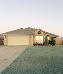 1160 Partridge Place, Choctaw, OK 73020