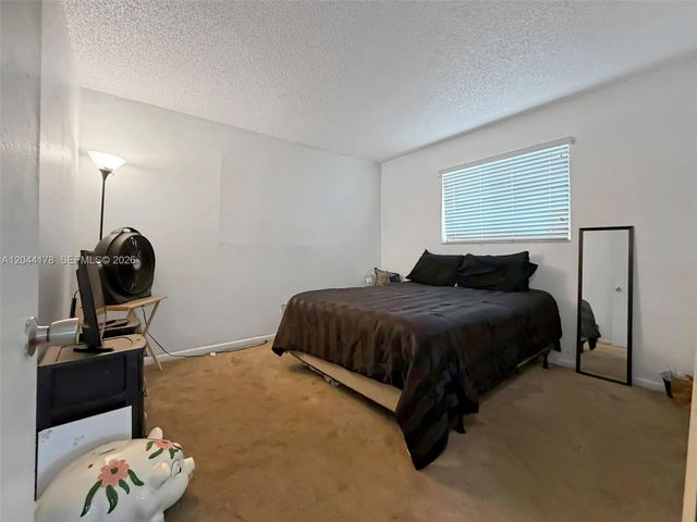 19411 SW 117th Ave, Miami, FL 33177