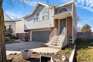 9114 S RIVER RIDGE DR, West Jordan, UT 84088