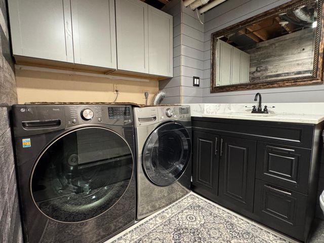 9919 129th Avenue N, Champlin, MN 55316