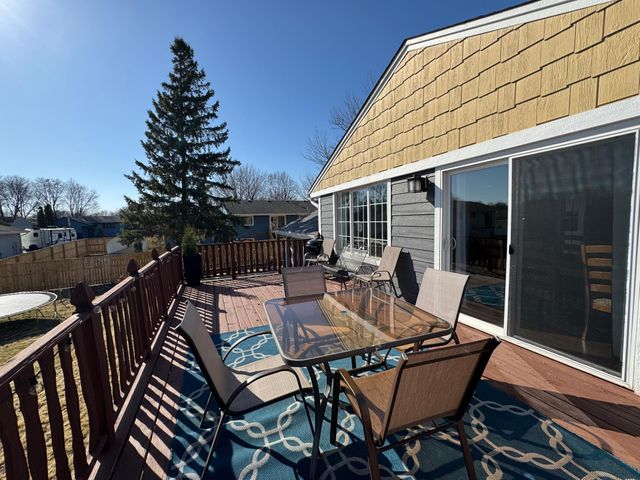 9919 129th Avenue N, Champlin, MN 55316