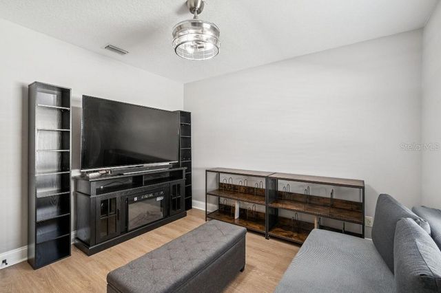 7119 35TH LANE E, Sarasota, FL 34243