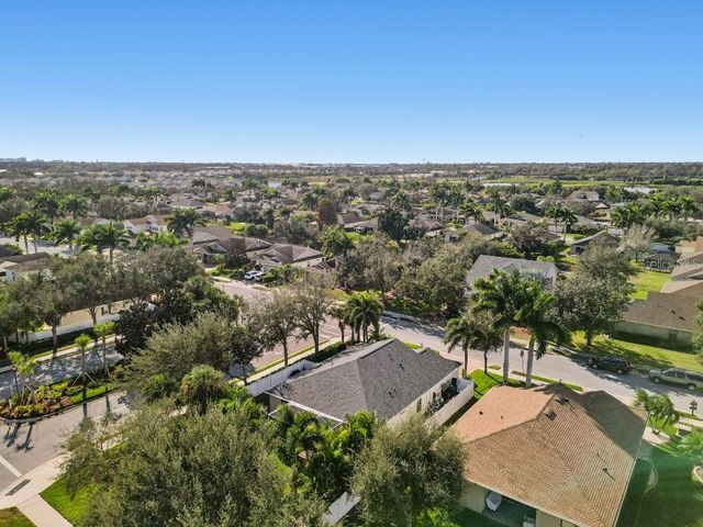 7119 35TH LANE E, Sarasota, FL 34243