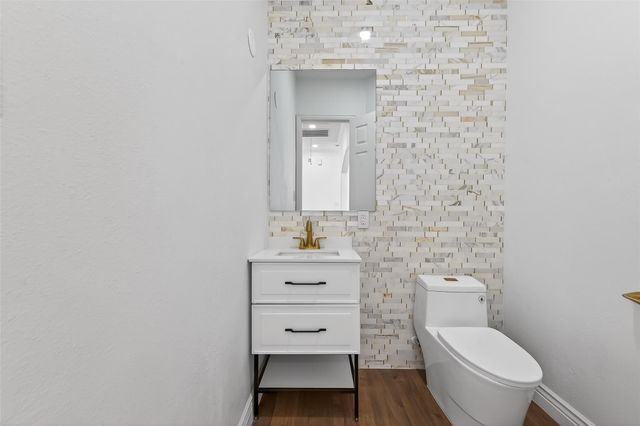 5919 Turtle Beach Lane, Houston, TX 77036