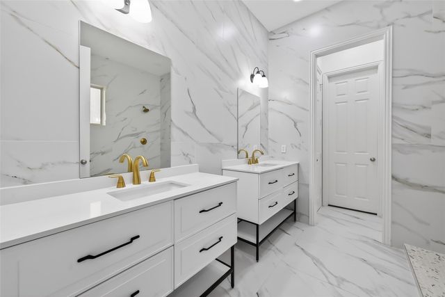 5919 Turtle Beach Lane, Houston, TX 77036