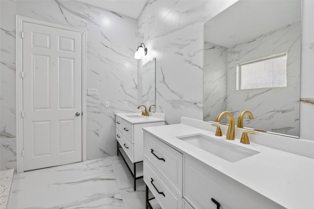 5919 Turtle Beach Lane, Houston, TX 77036