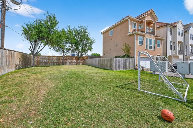 5919 Turtle Beach Lane, Houston, TX 77036