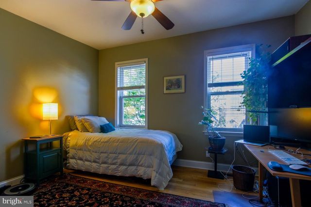 1040 S CLEVELAND ST, Philadelphia, PA 19146