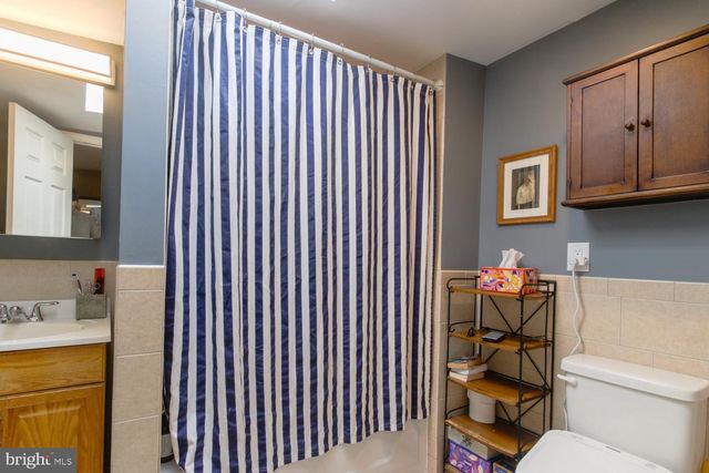 1040 S CLEVELAND ST, Philadelphia, PA 19146