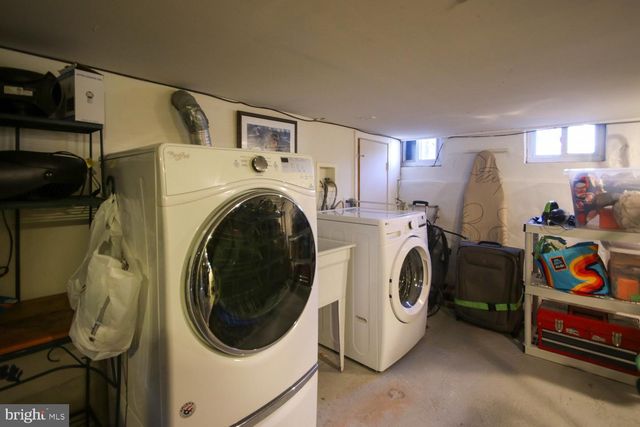 1040 S CLEVELAND ST, Philadelphia, PA 19146