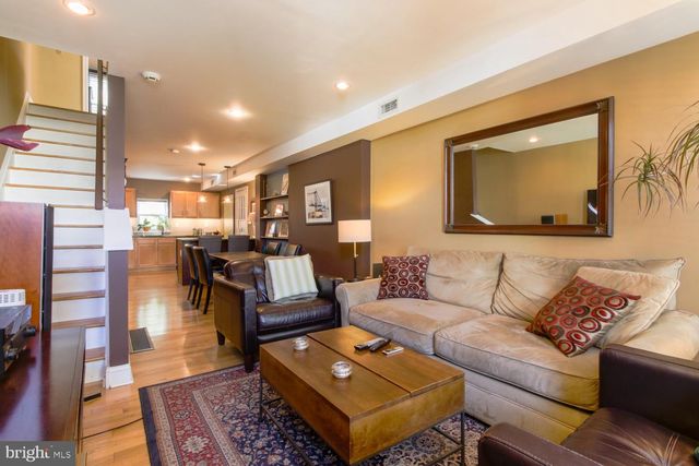 1040 S CLEVELAND ST, Philadelphia, PA 19146