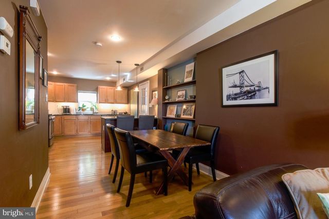 1040 S CLEVELAND ST, Philadelphia, PA 19146