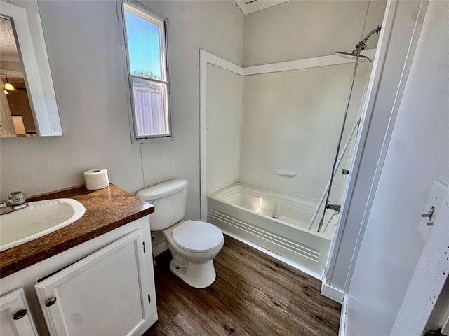 5428 Water View Drive, Granbury, TX 76048