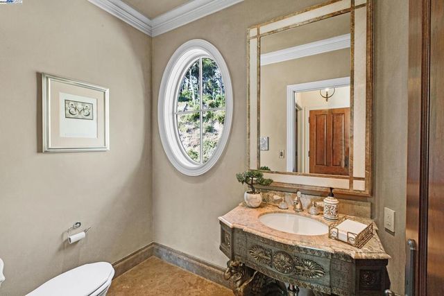 797 Las Olas Dr, Aptos, CA 95003