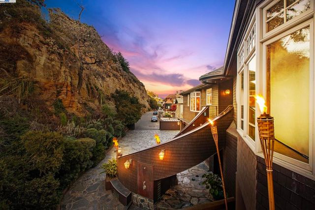 797 Las Olas Dr, Aptos, CA 95003