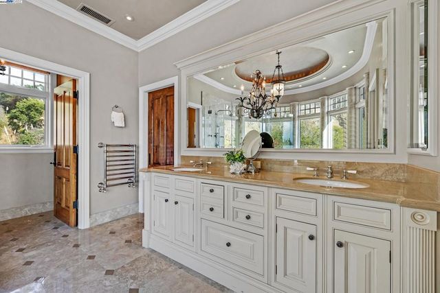 797 Las Olas Dr, Aptos, CA 95003