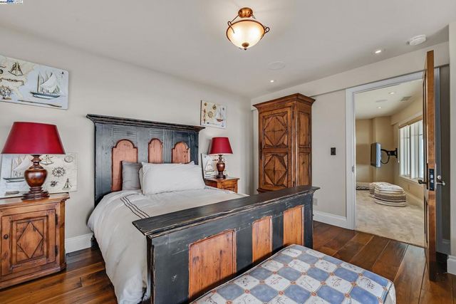 797 Las Olas Dr, Aptos, CA 95003