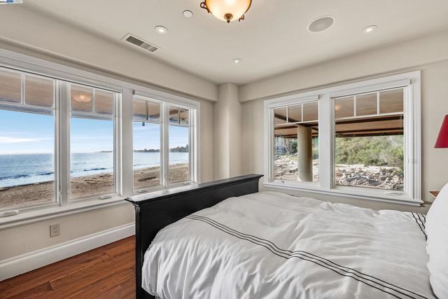 797 Las Olas Dr, Aptos, CA 95003