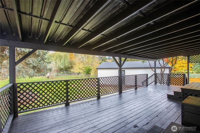 813 Nisqually Park Drive SE, Olympia, WA 98513