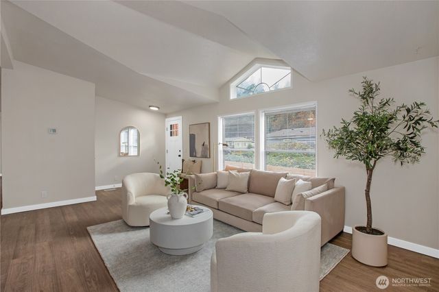 813 Nisqually Park Drive SE, Olympia, WA 98513