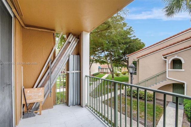 7808 Sonoma Springs Cir 204, Lake Worth, FL 33463