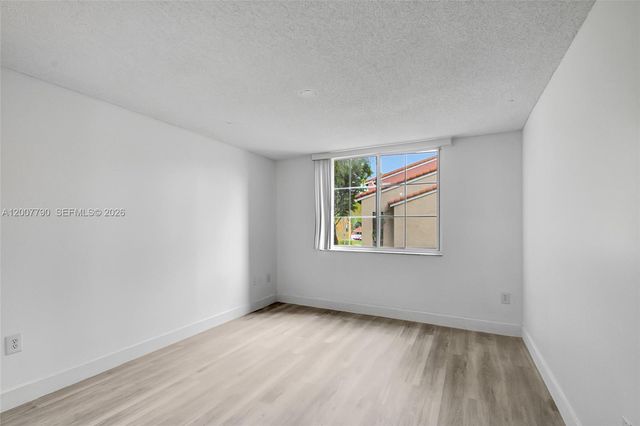 7808 Sonoma Springs Cir 204, Lake Worth, FL 33463