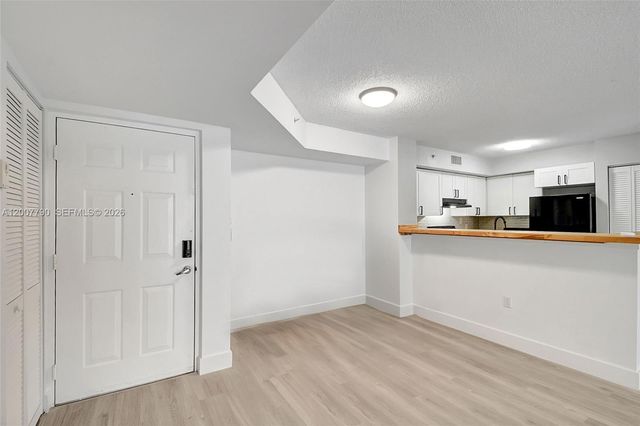 7808 Sonoma Springs Cir 204, Lake Worth, FL 33463