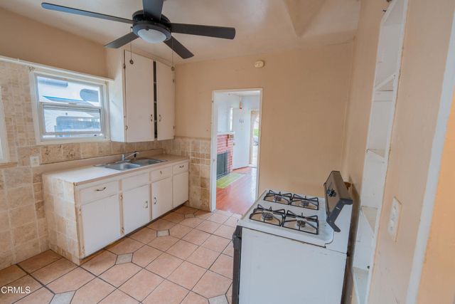 557 561 N North Olive Street Street, Ventura, CA 93001