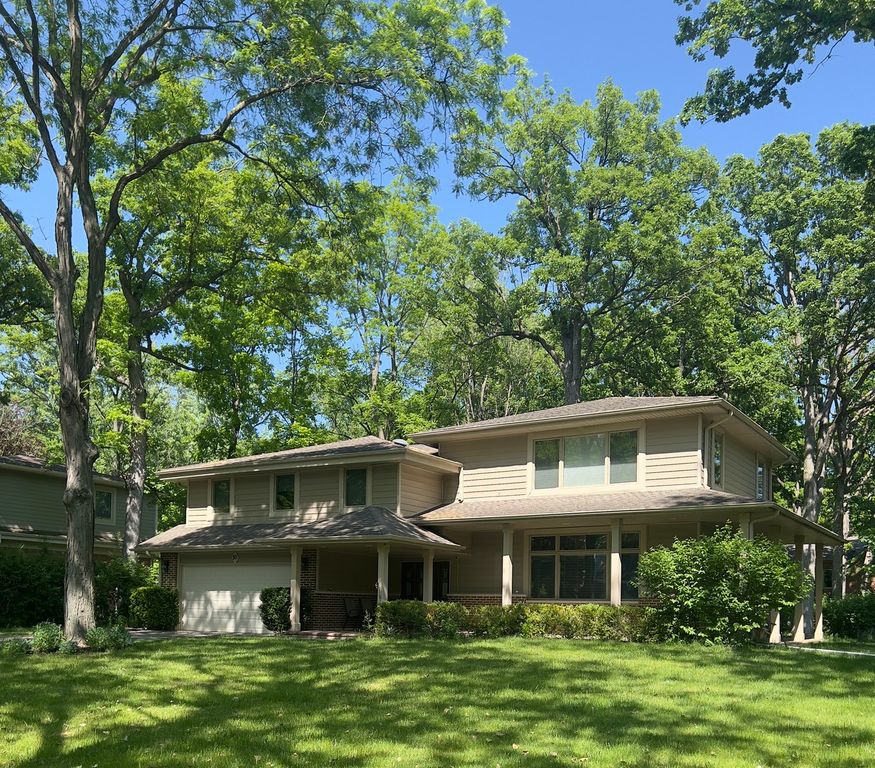 50 Cedar Lane, Lincolnshire, IL 60069
