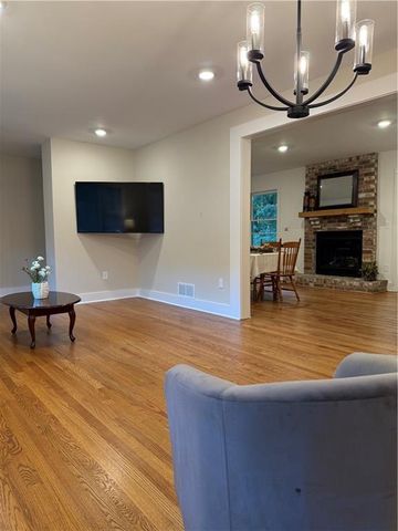 442 Mountain Park Trail, Stone Mountain, GA 30087