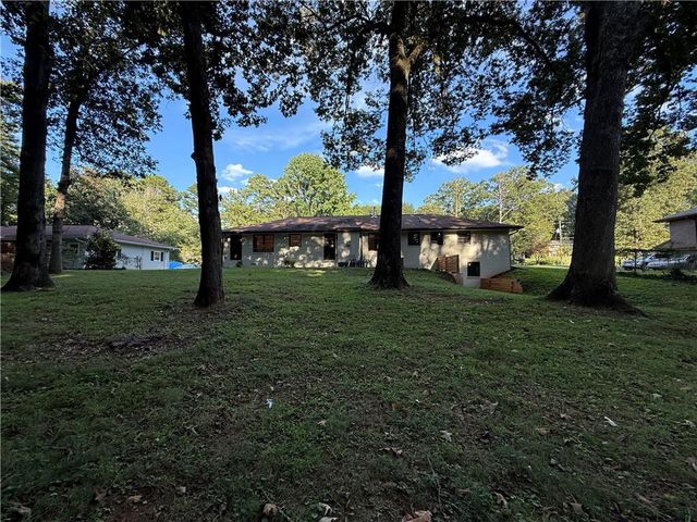 442 Mountain Park Trail, Stone Mountain, GA 30087