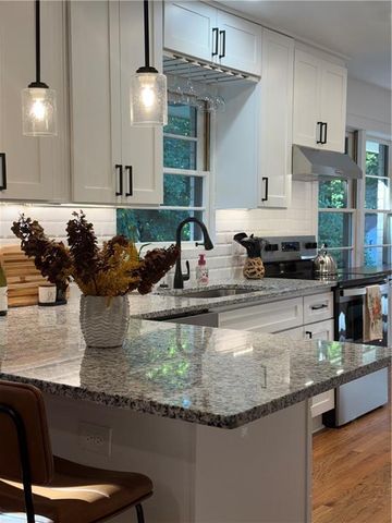 442 Mountain Park Trail, Stone Mountain, GA 30087