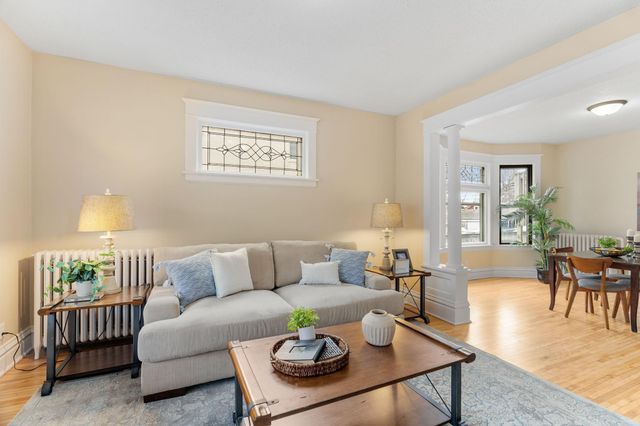 1032 Minnehaha Avenue E, Saint Paul, MN 55106